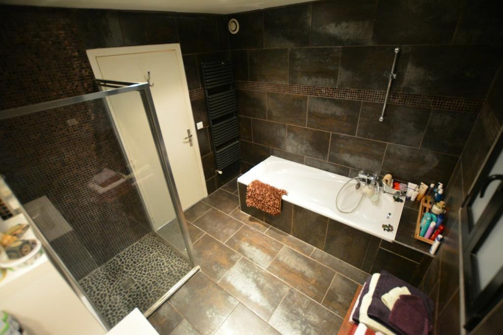 Maison D'Hotes Les Coudreaux Rueil-Malmaison Esterno foto