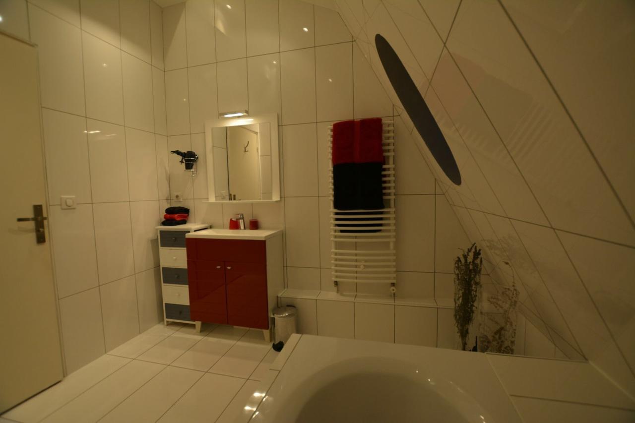 Maison D'Hotes Les Coudreaux Rueil-Malmaison Esterno foto